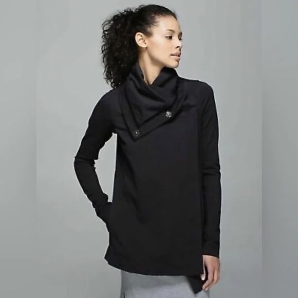 Lululemon Athletica Savasana black cowl funnel neck wrap jacket Sz 6 - Picture 2 of 5